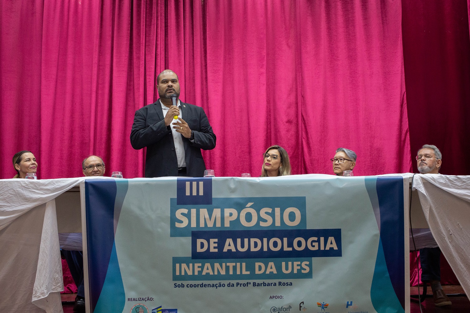 III Simpósio de Audiologia Infantil teve participação de alunos do curso de Fonoaudiologia e áreas afins, professores, membros do Judiciário, de entidades representativas e gestores da UFS. (foto: Elisa Lemos/Ascom UFS)